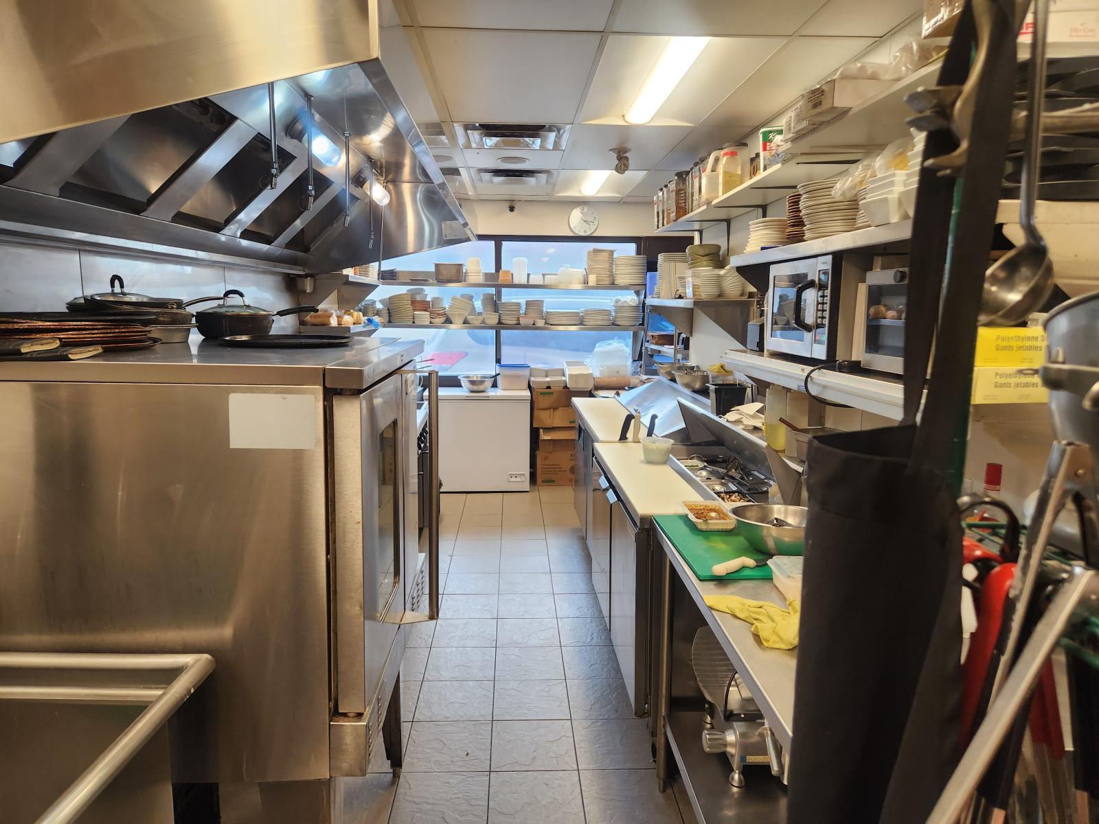 3501 Tudor Gln, St. Albert, AB