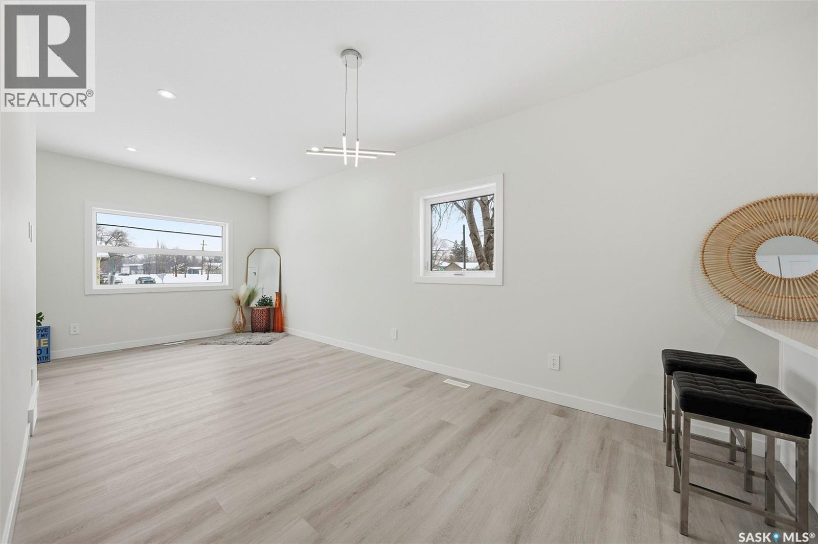 1401 23Rd Street, Saskatoon, SK - Indoor