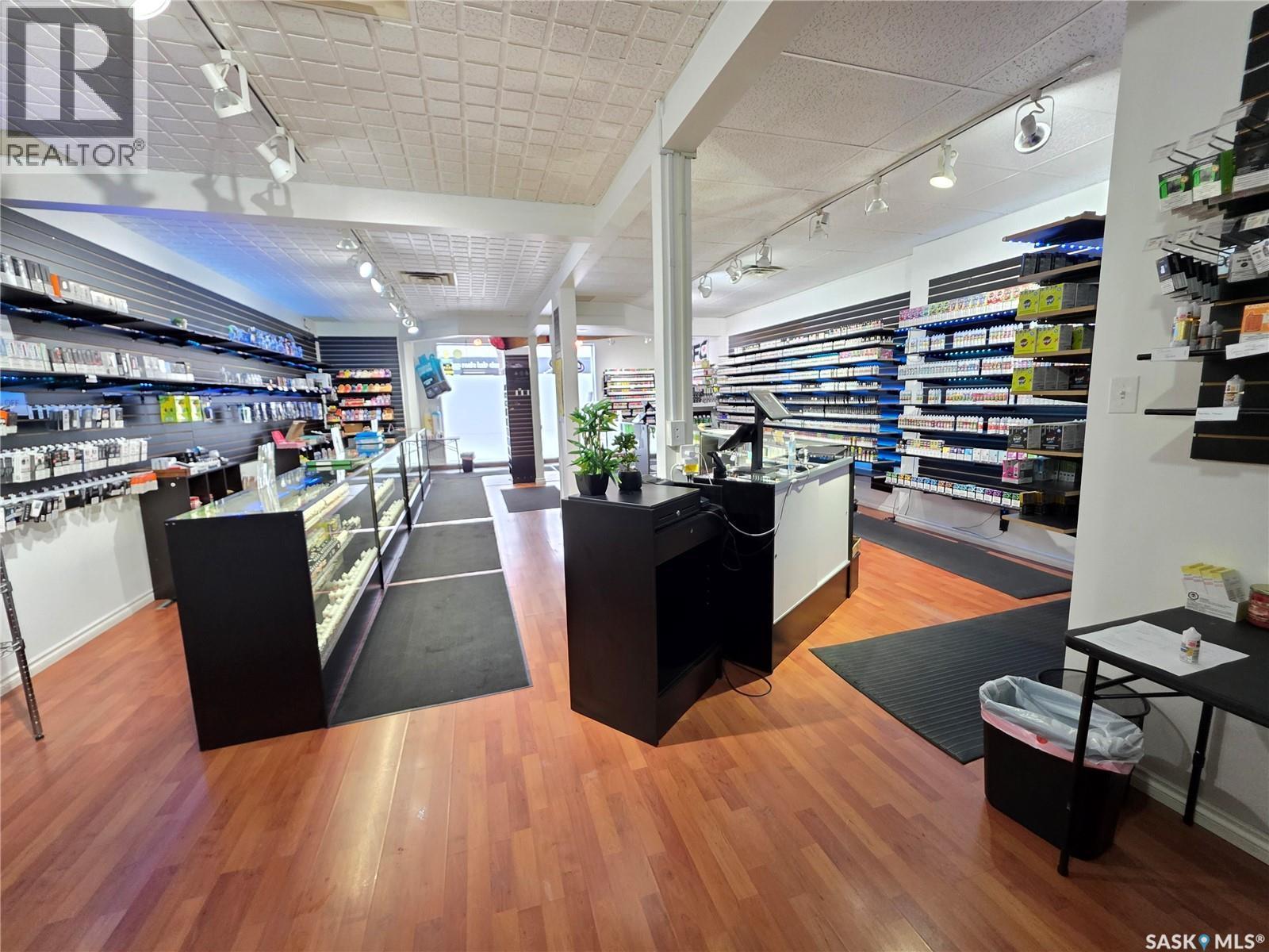 115 Central Avenue N, Swift Current, SK