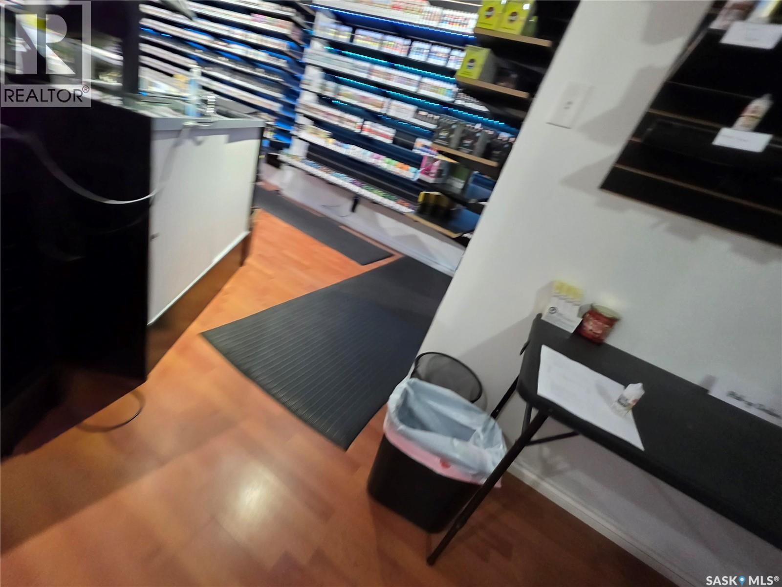 115 Central Avenue N, Swift Current, SK