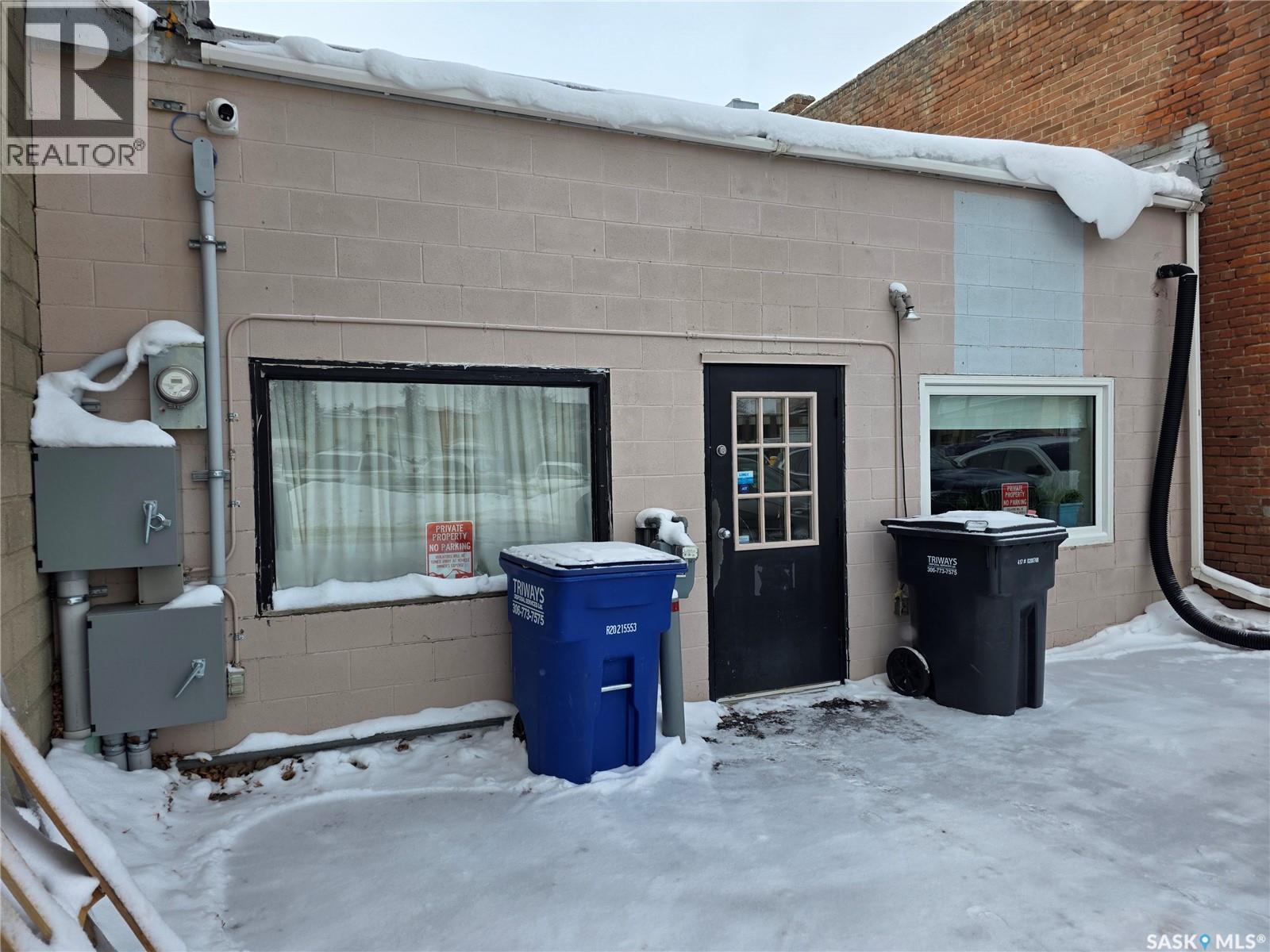 115 Central Avenue N, Swift Current, SK