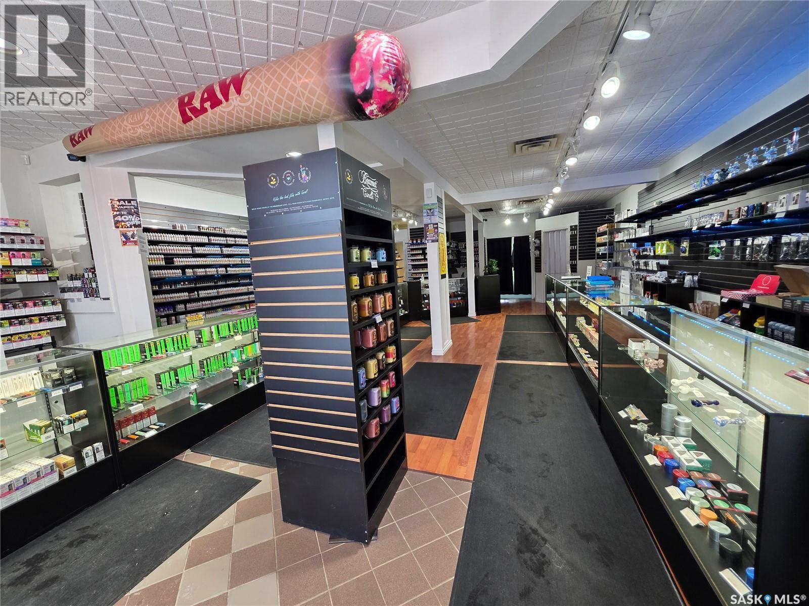 115 Central Avenue N, Swift Current, SK