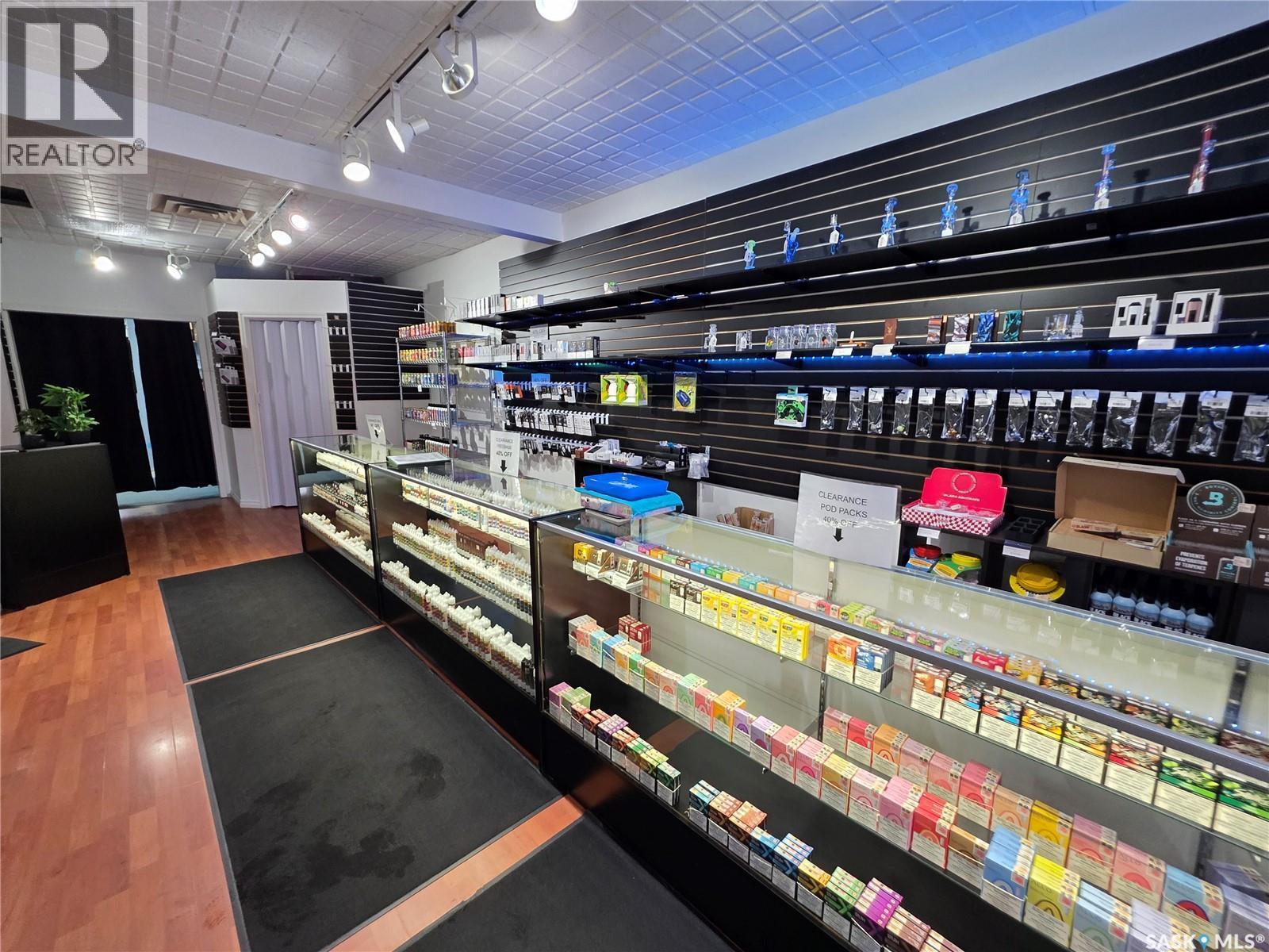 115 Central Avenue N, Swift Current, SK