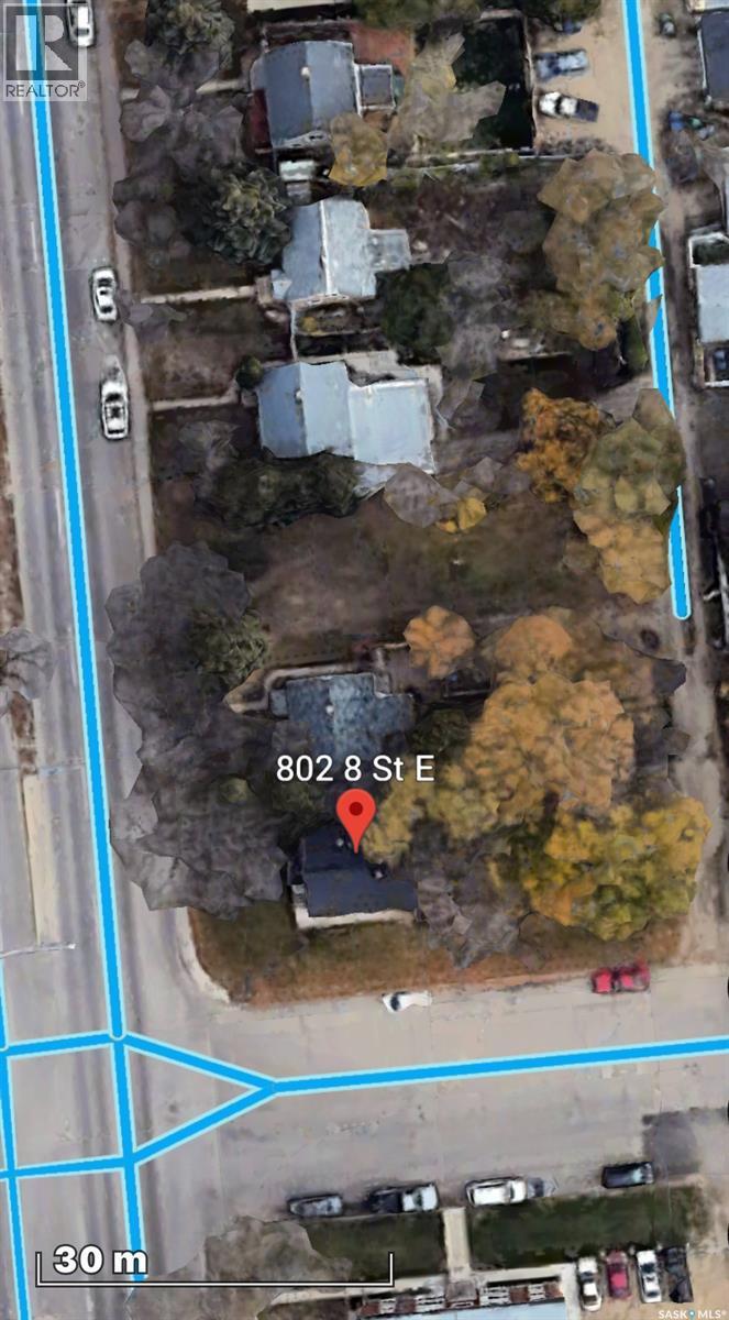 802 804 808 8Th Street E, Saskatoon, SK