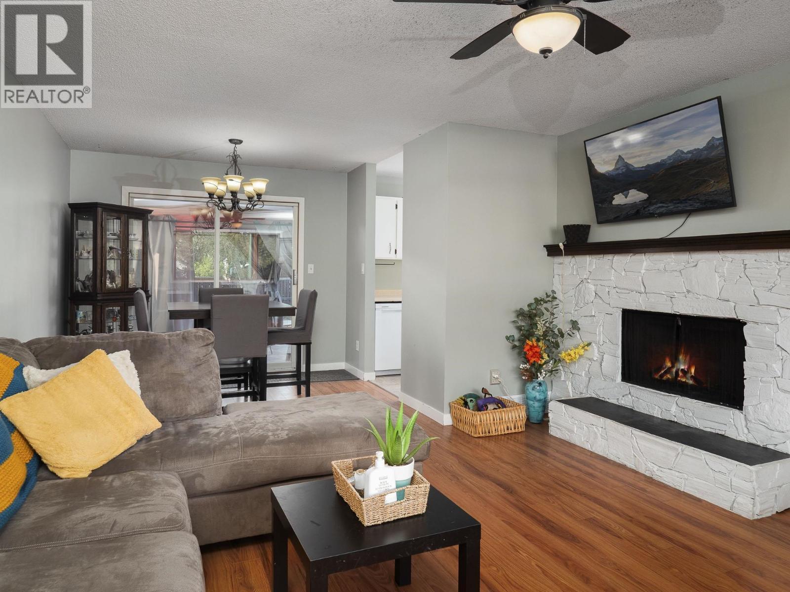 3011 Christopher Crescent, Prince George, BC - Indoor Photo Showing Living Room With Fireplace