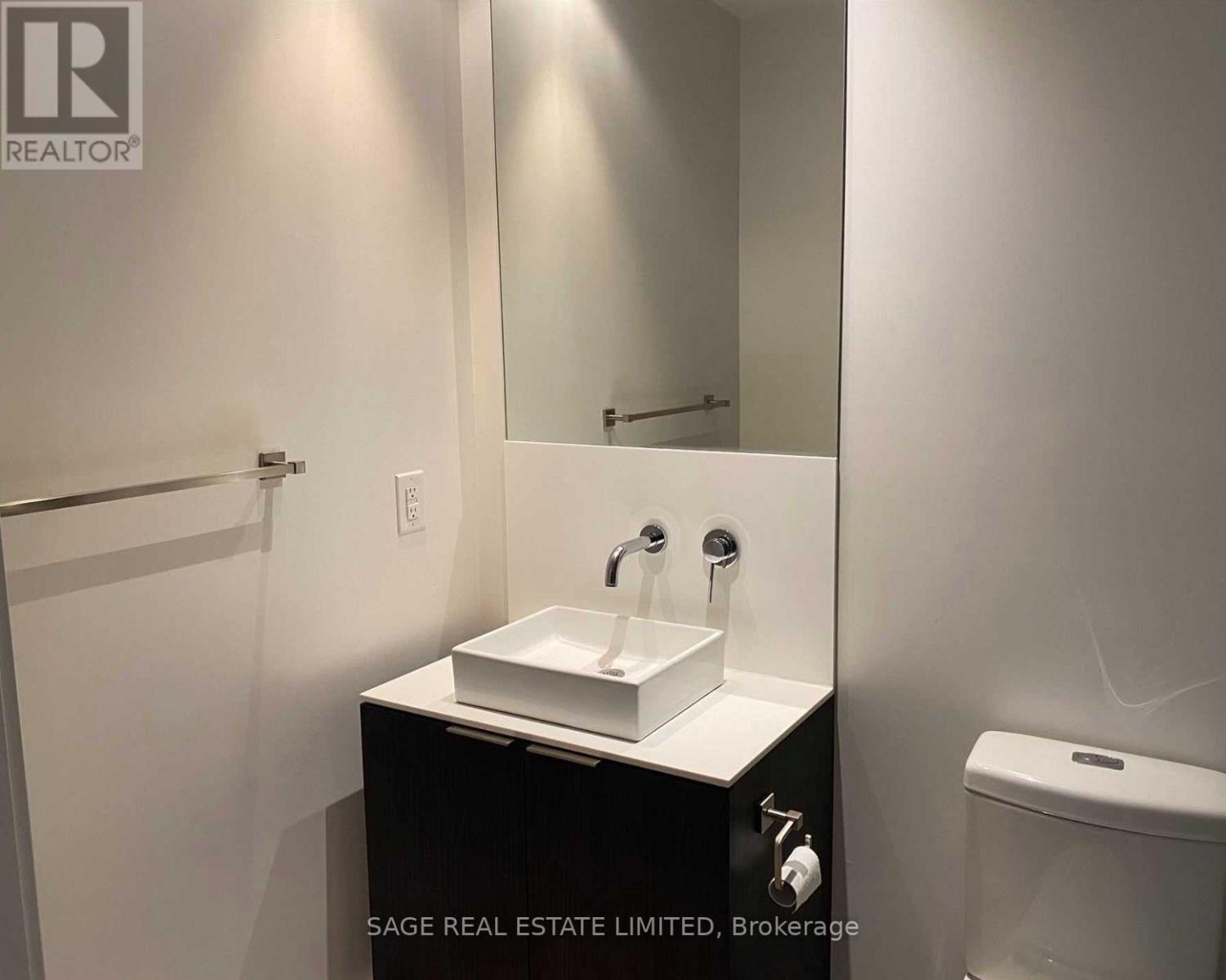 4207 - 159 Dundas Street E, Toronto, ON - Indoor Photo Showing Bathroom
