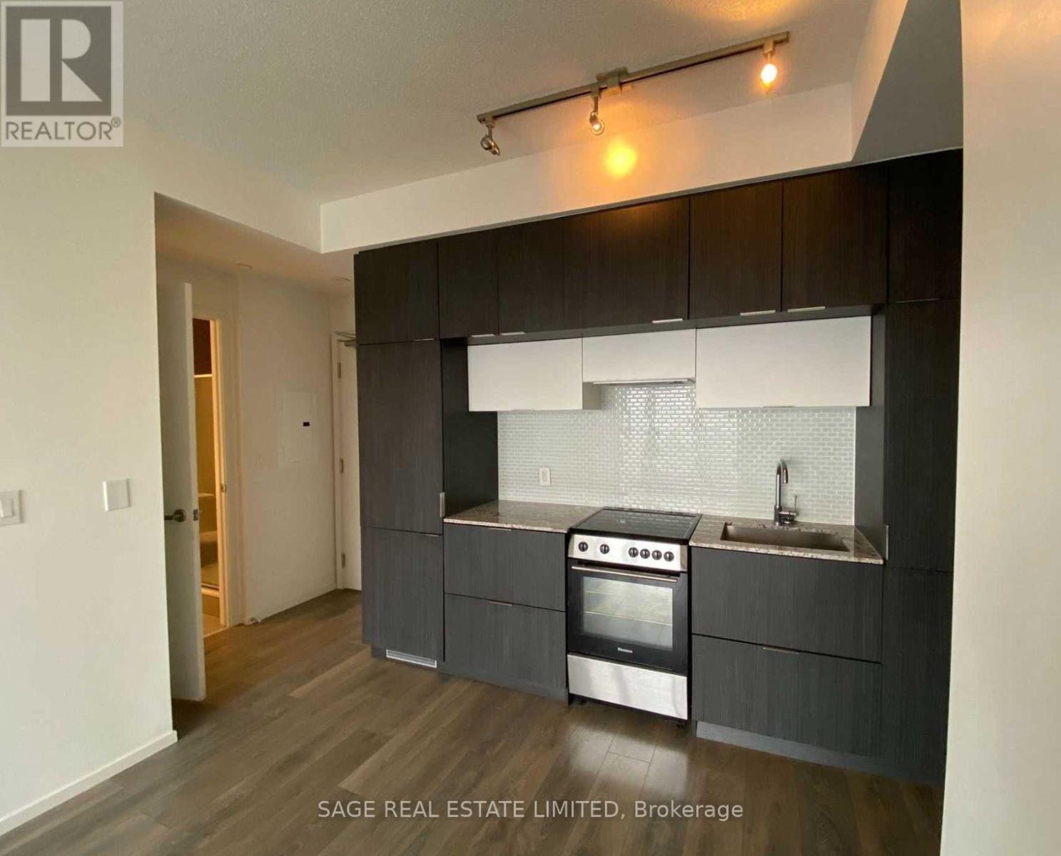 4207 - 159 Dundas Street E, Toronto, ON - Indoor Photo Showing Kitchen