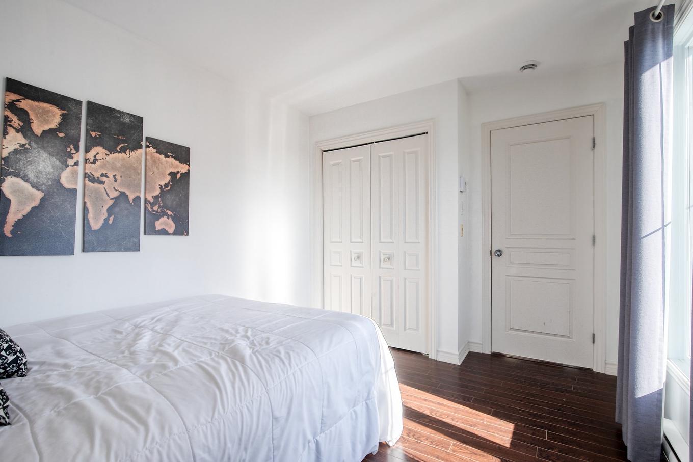Chambre à coucher - 8-744 Rue Des Sureaux, Boucherville, QC - Indoor Photo Showing Bedroom