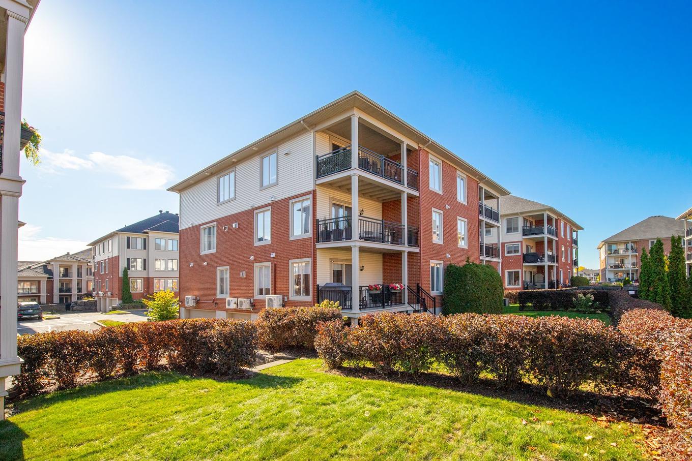 Cour - 8-744 Rue Des Sureaux, Boucherville, QC - Outdoor