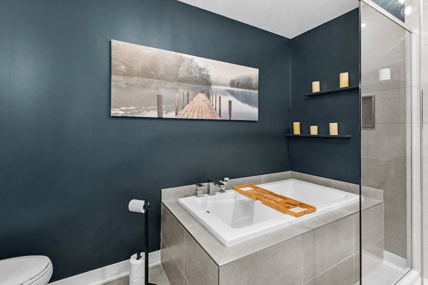 Salle de bains - 3964 Rue Bernard-Hubert, Longueuil (Saint-Hubert), QC - Indoor Photo Showing Bathroom