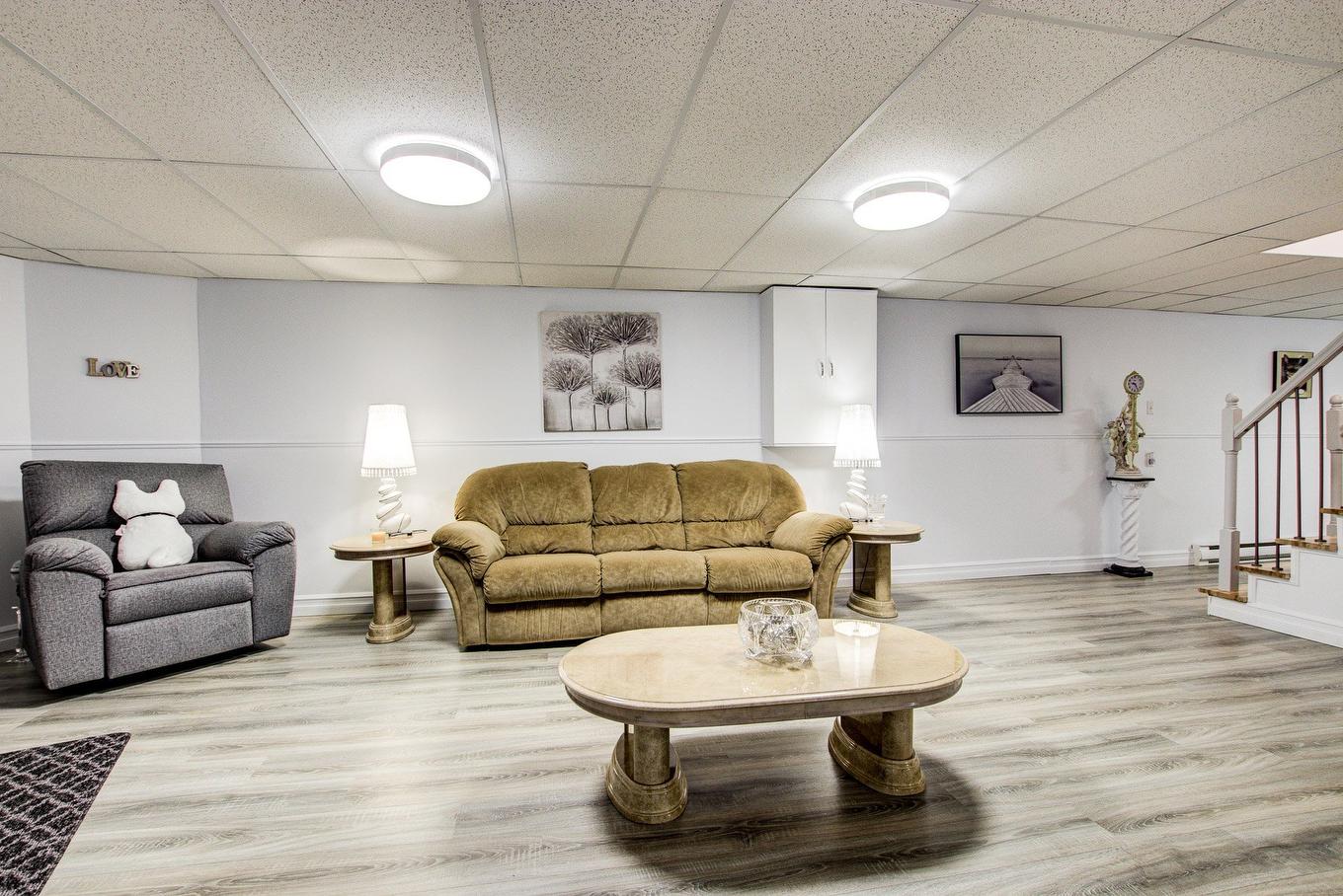 Family room - 1739 Rue Soucy, Longueuil (Saint-Hubert), QC - Indoor Photo Showing Living Room