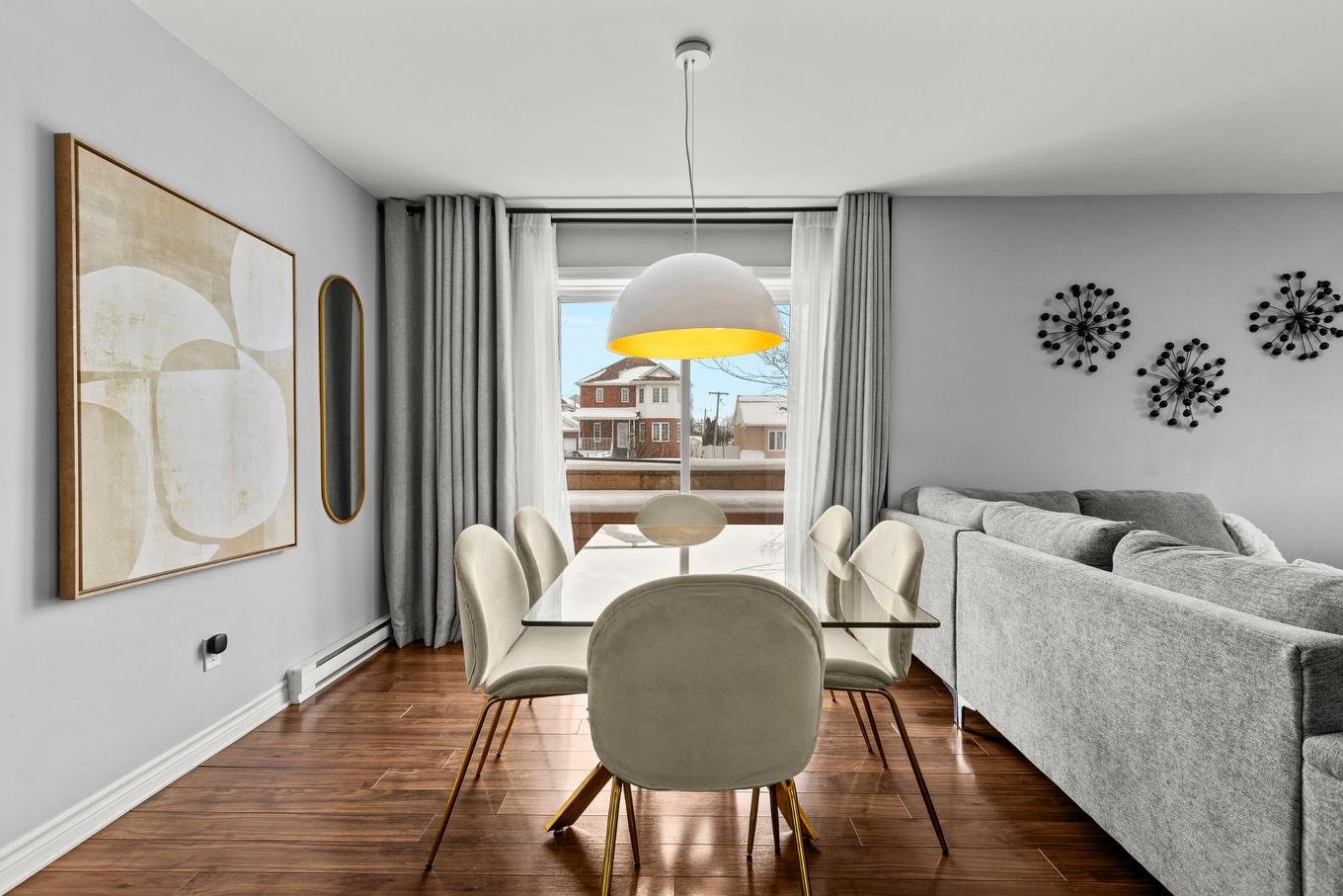 Salle à manger - 3760 Boul. Gareau, Longueuil (Saint-Hubert), QC - Indoor Photo Showing Dining Room