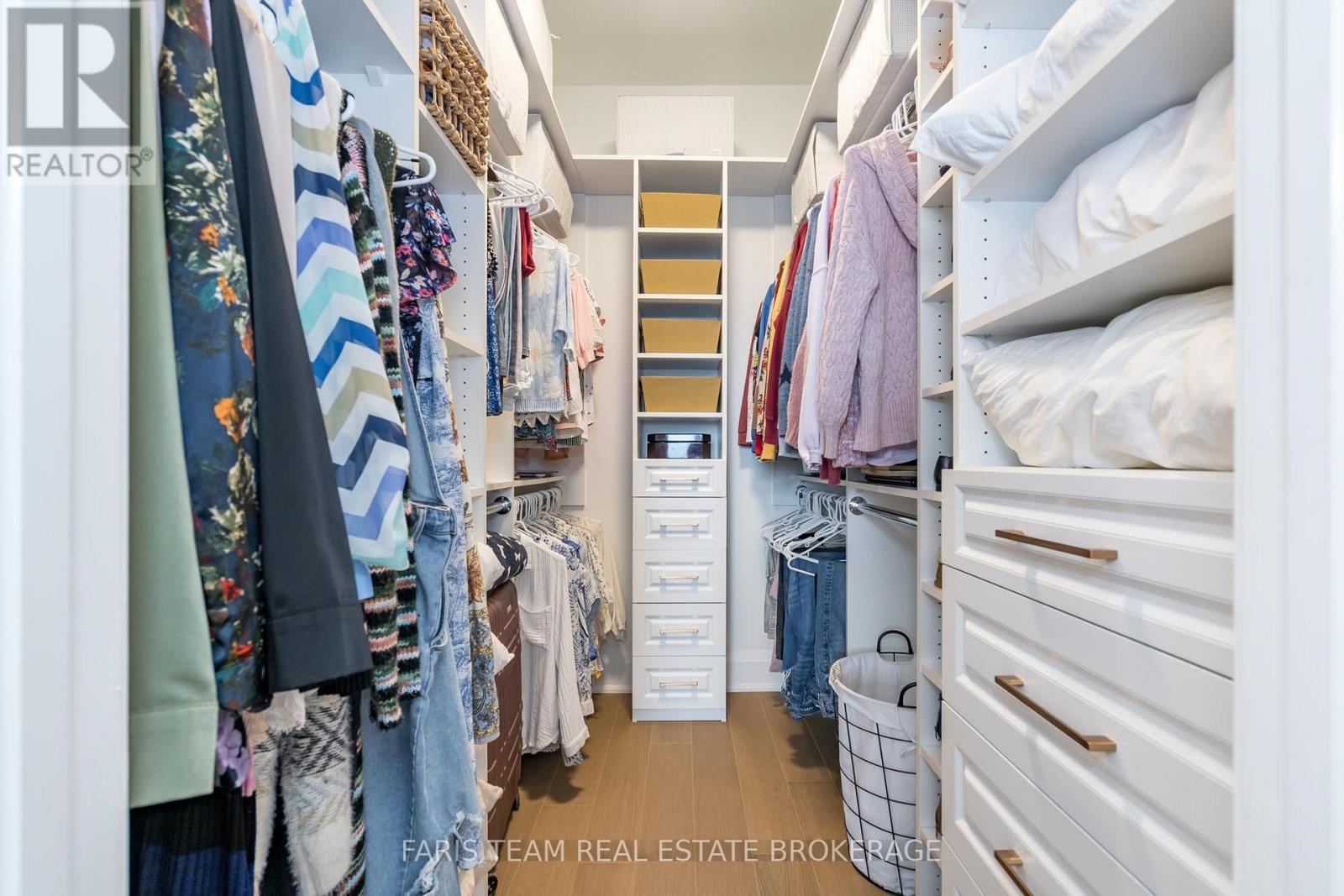 Gph5 - 111 Worsley Street, Barrie, ON - Indoor With Storage