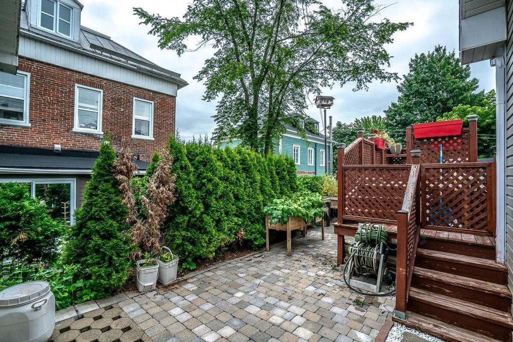 Cour - 348 Rue St-Onésime, Lévis (Desjardins), QC - Outdoor