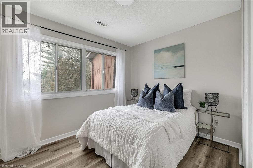 7030 Copenhagen Road Unit# 49, Mississauga, ON - Indoor Photo Showing Bedroom