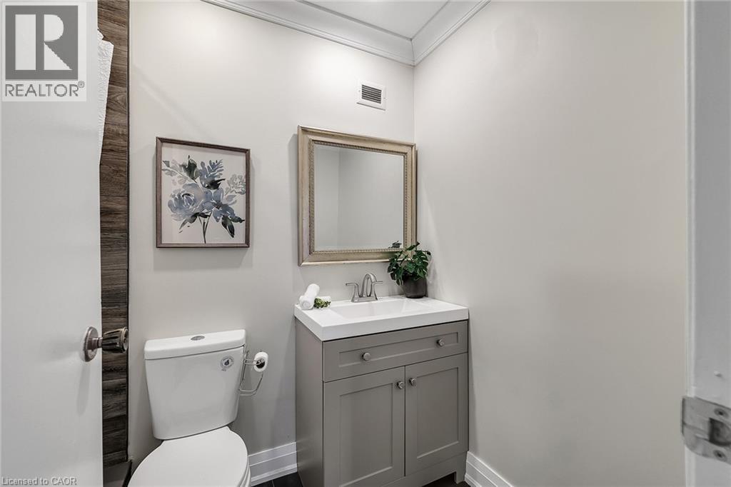 7030 Copenhagen Road Unit# 49, Mississauga, ON - Indoor Photo Showing Bathroom