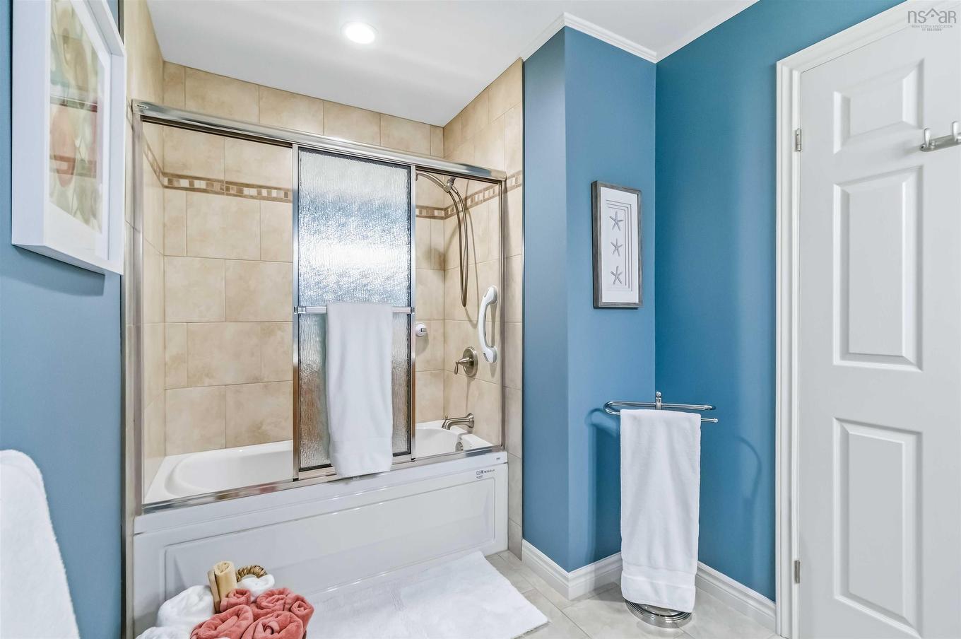 15 Stoneridge Court, Bridgewater, NS