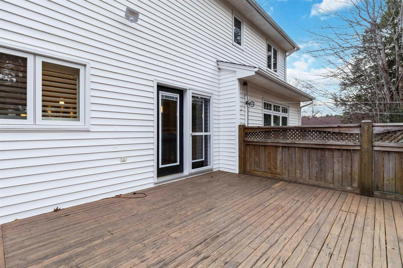 15 Stoneridge Court, Bridgewater, NS