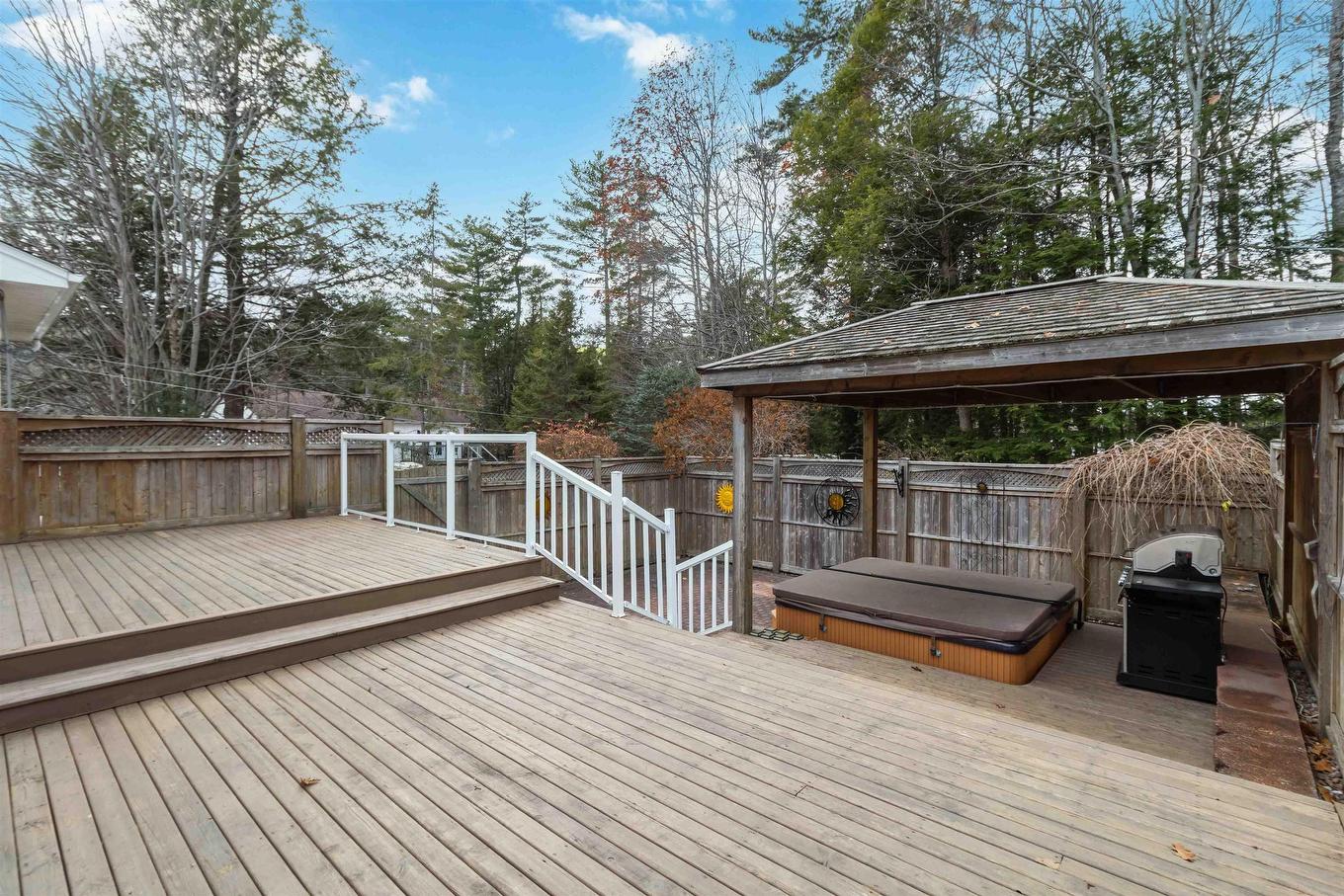 15 Stoneridge Court, Bridgewater, NS