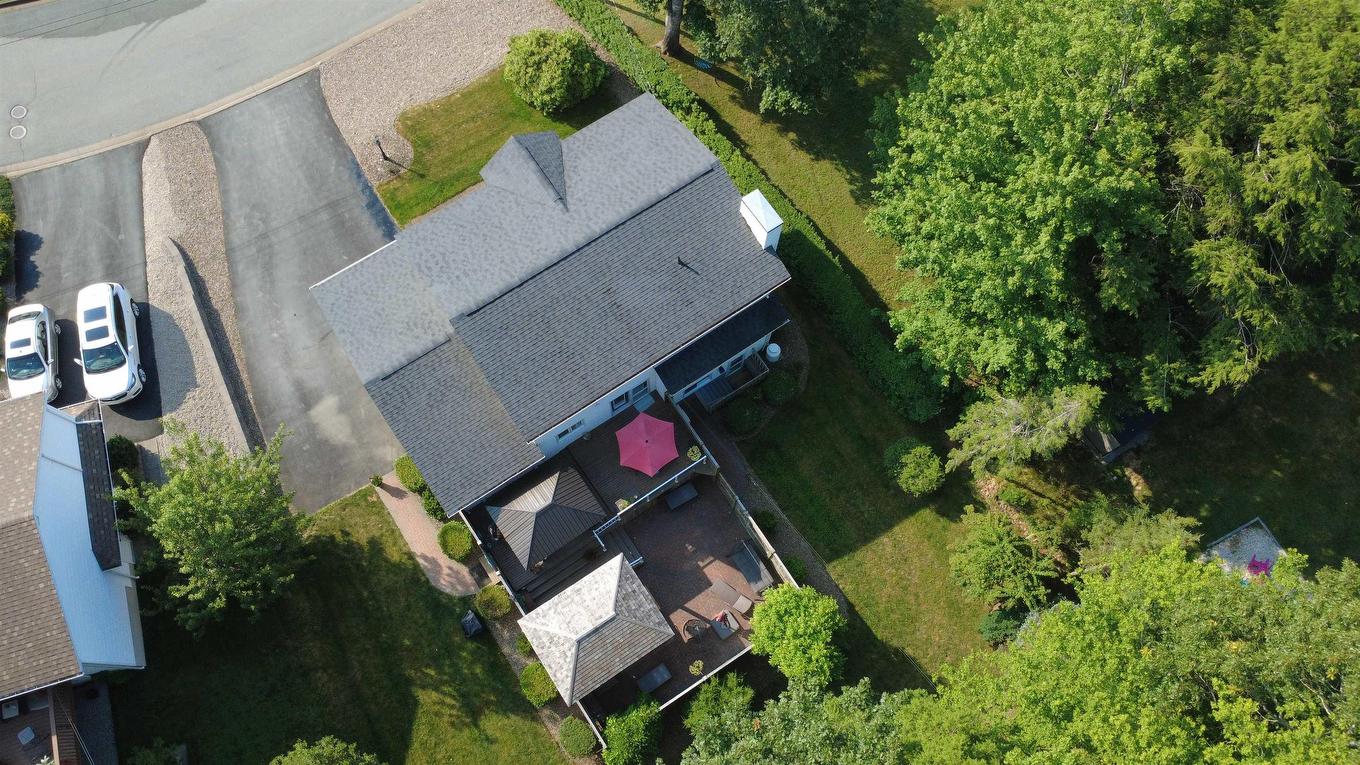 15 Stoneridge Court, Bridgewater, NS