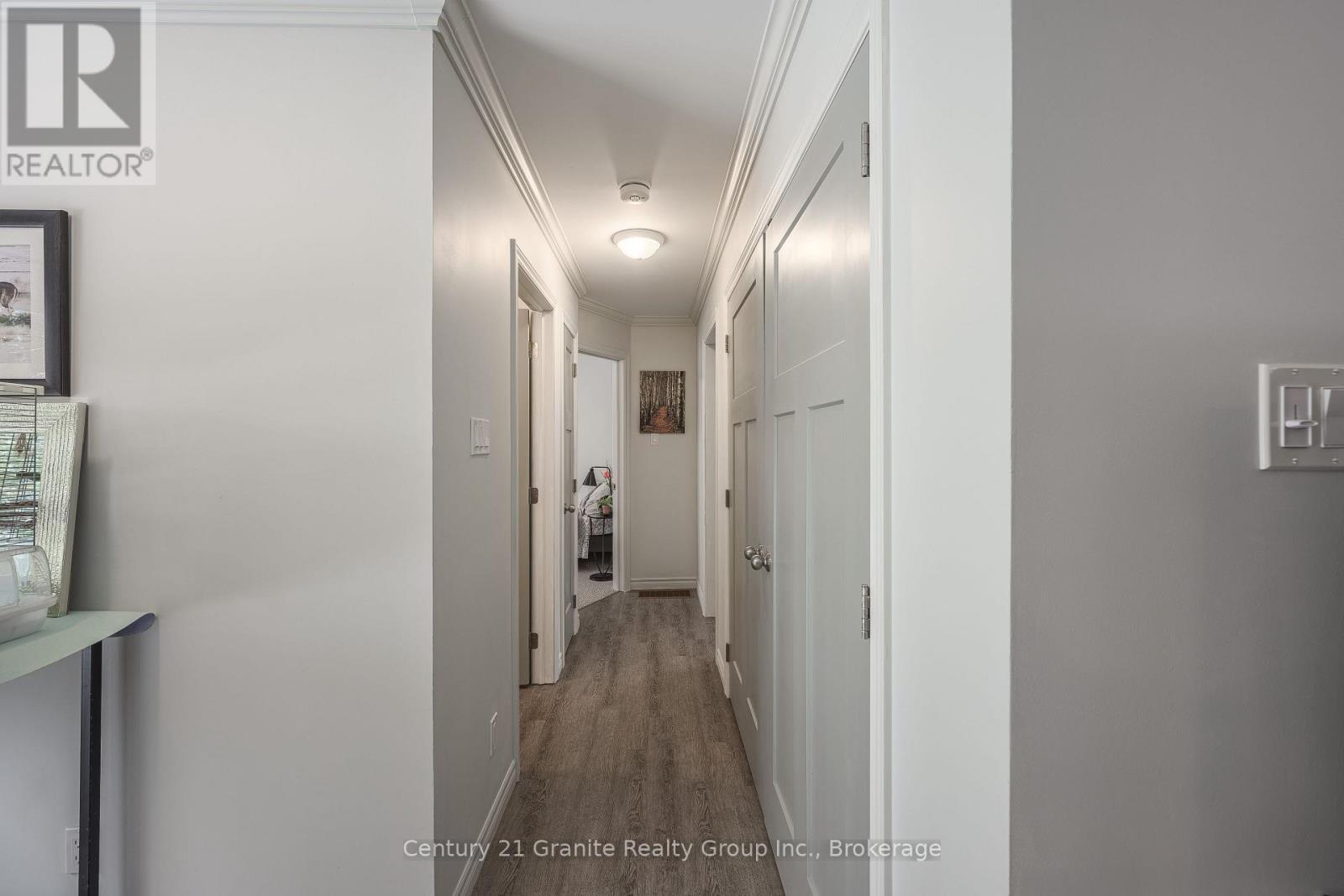 1015 Guilford Court, Dysart Et Al (Guilford), ON - Indoor Photo Showing Other Room