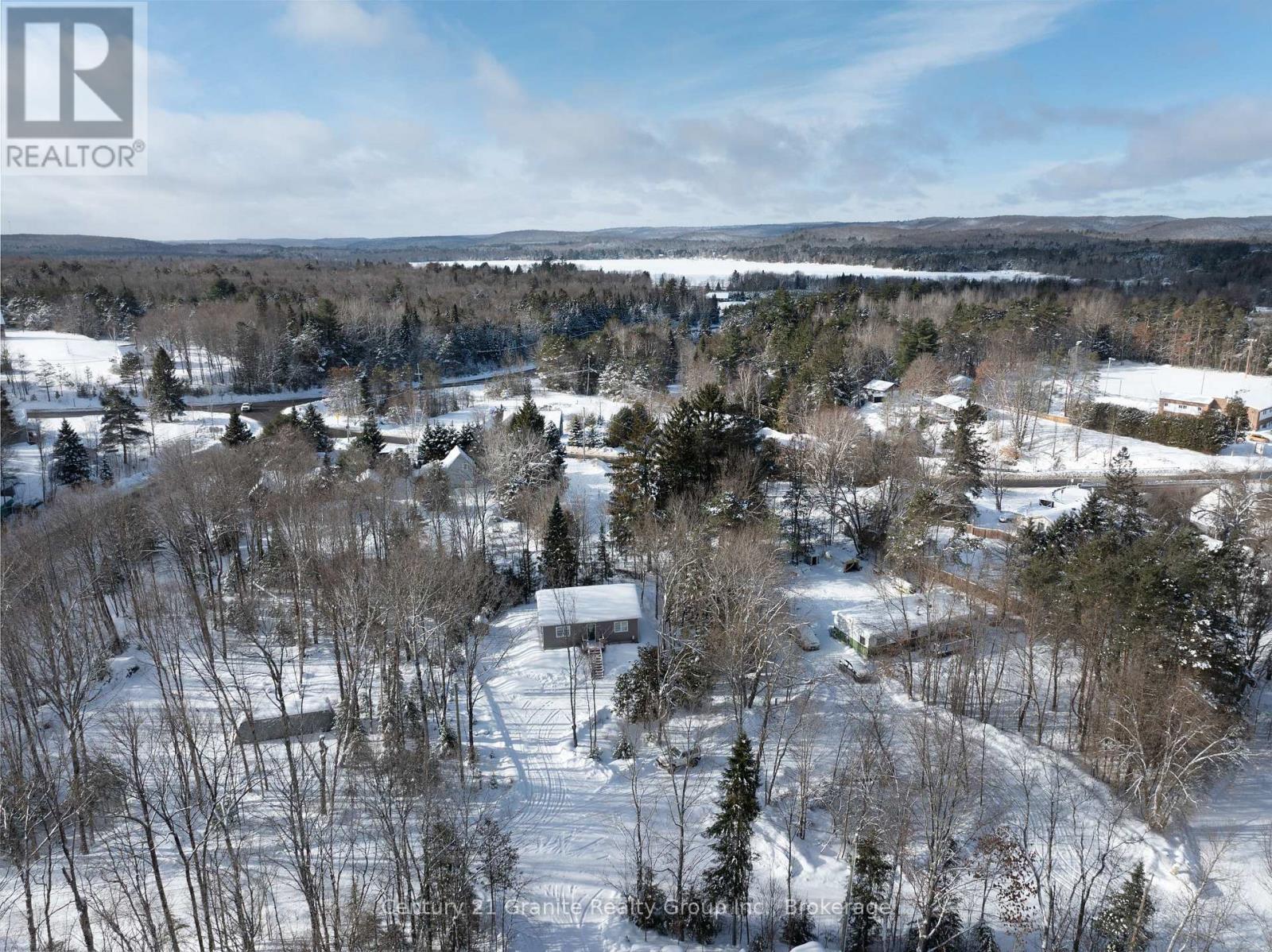 1015 Guilford Court, Dysart Et Al (Guilford), ON - Outdoor With View