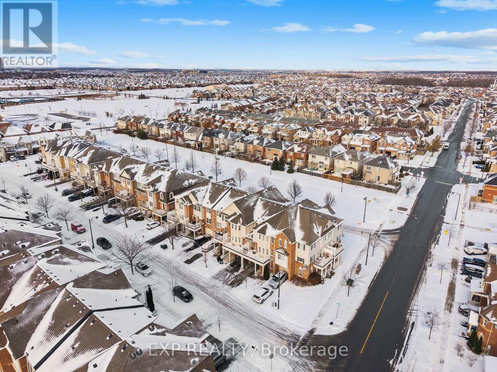 945 Deverell Place, Milton, ON - Outdoor With View