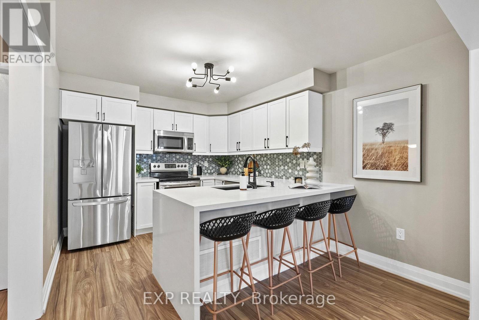 945 Deverell Place, Milton, ON - Indoor Photo Showing Kitchen