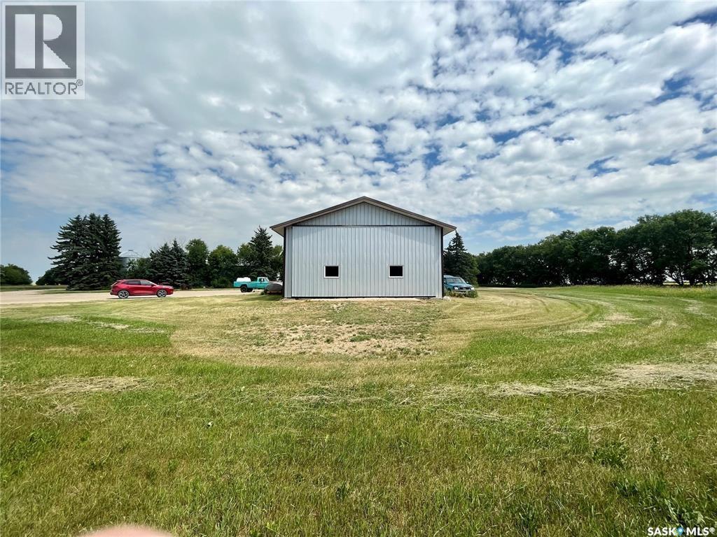 Ruecker Acreage, Abernethy Rm No. 186, SK - Outdoor