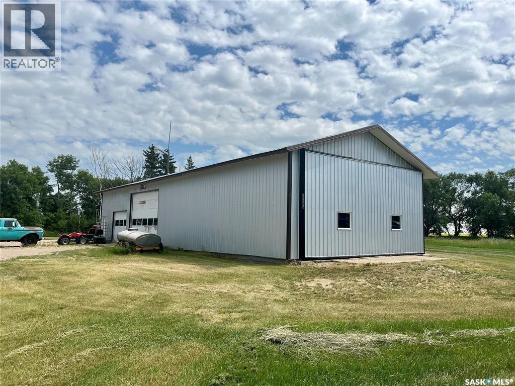 Ruecker Acreage, Abernethy Rm No. 186, SK - Outdoor