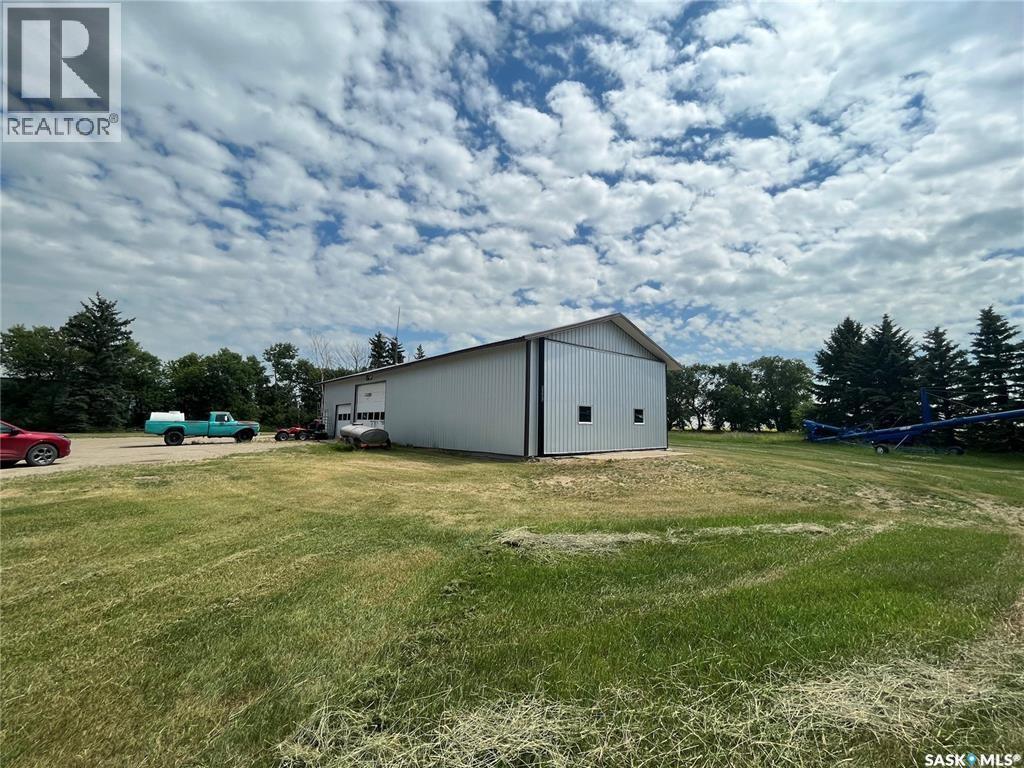 Ruecker Acreage, Abernethy Rm No. 186, SK - Outdoor