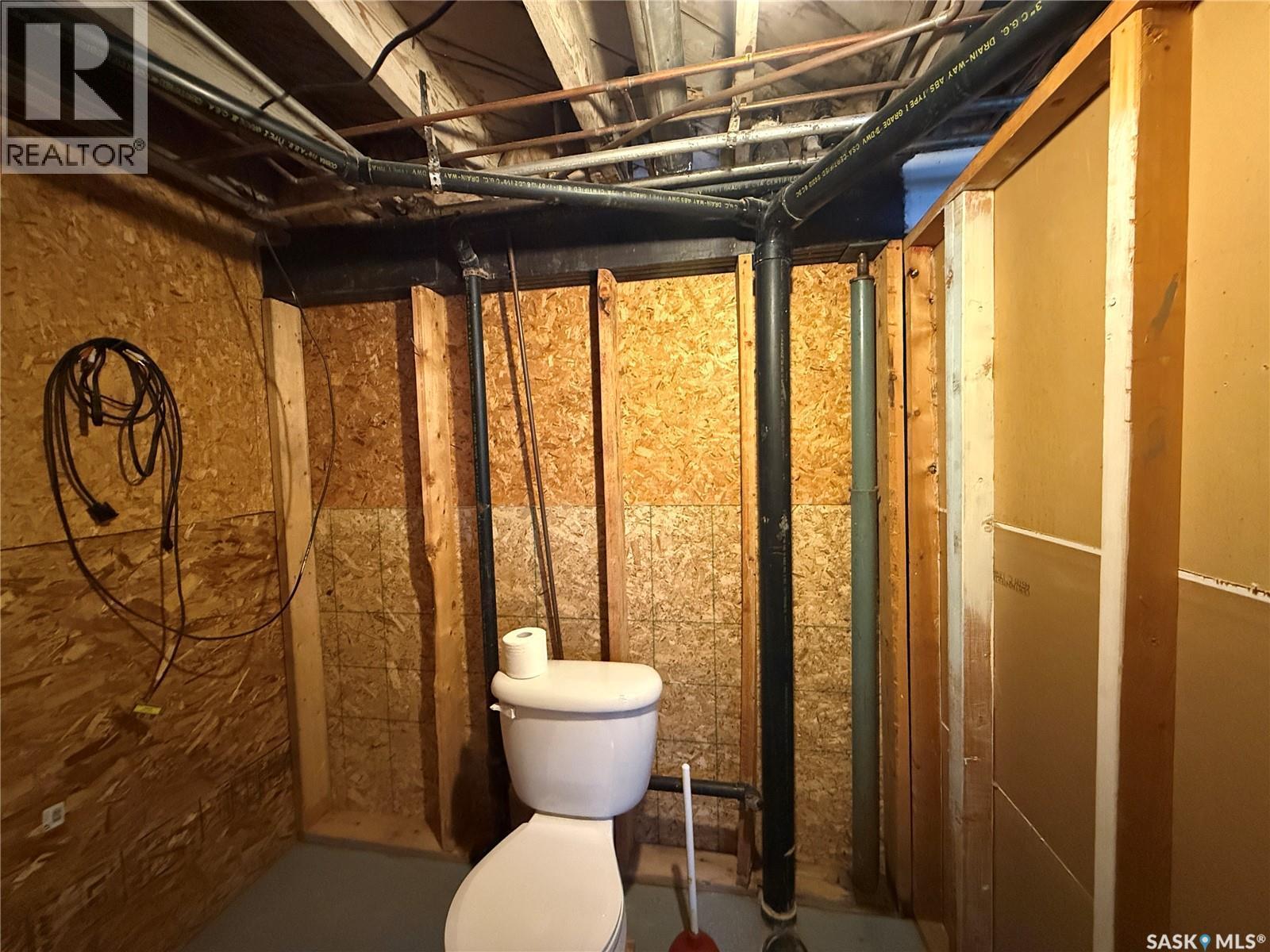 475 Main Street, Englefeld, SK - Indoor Photo Showing Basement