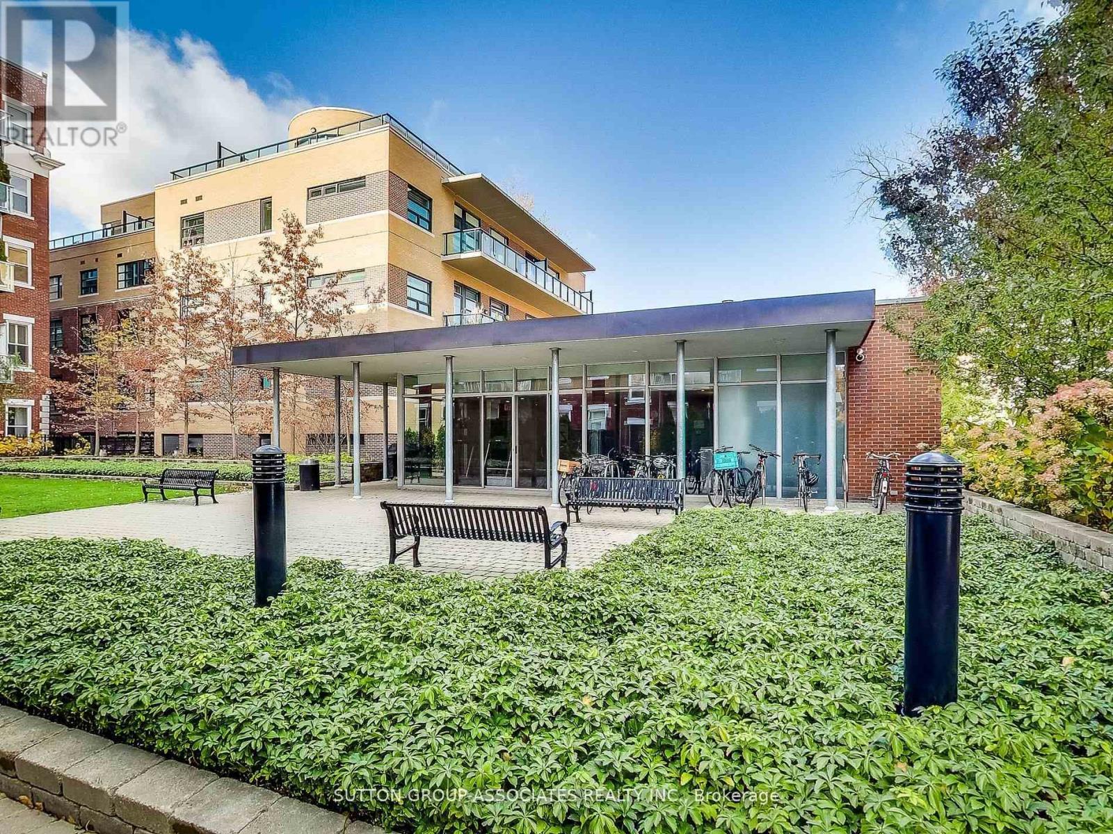 408 - 385 Brunswick Avenue, Toronto, ON - Outdoor