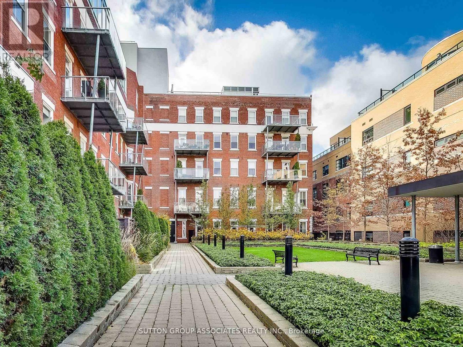 408 - 385 Brunswick Avenue, Toronto, ON - Outdoor