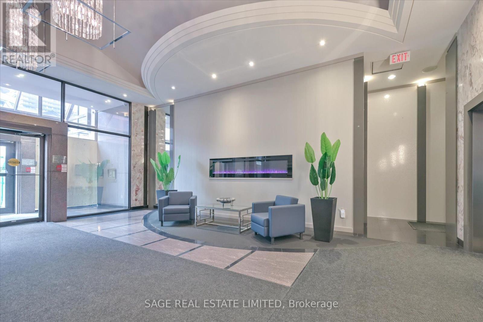 Lobby - 413 - 555 Yonge Street, Toronto, ON - Indoor Photo Showing Other Room