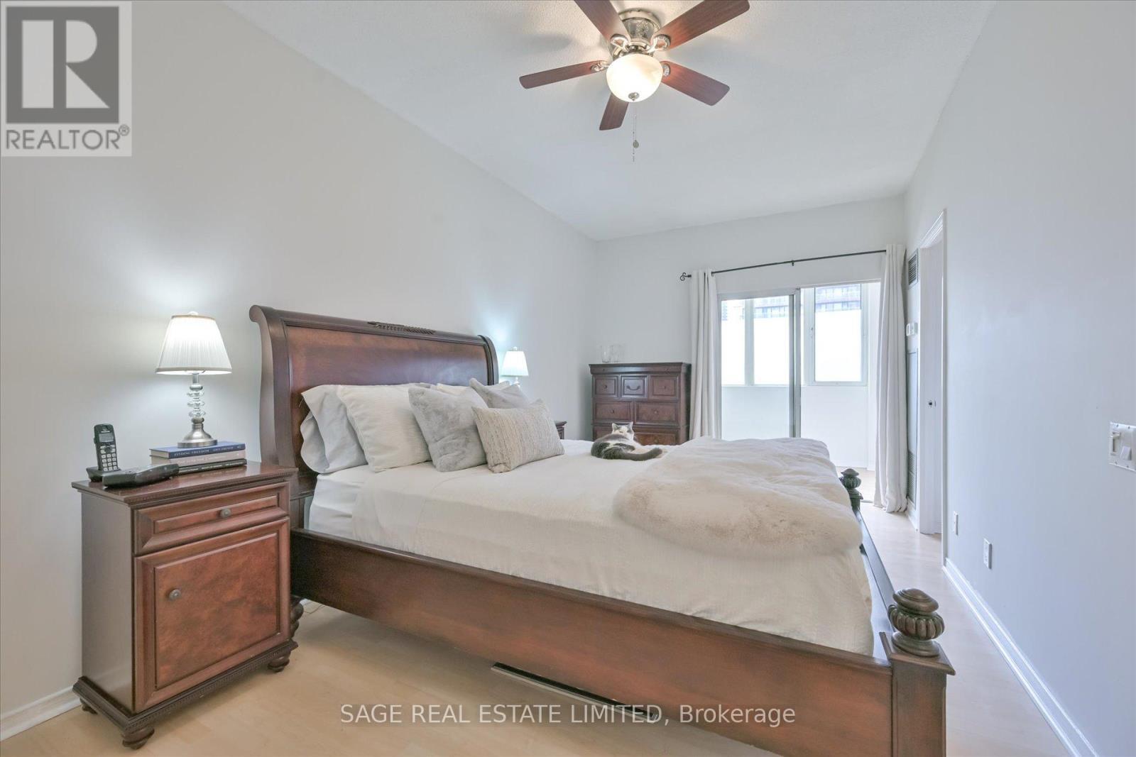 Primary Bedroom - 413 - 555 Yonge Street, Toronto, ON - Indoor Photo Showing Bedroom