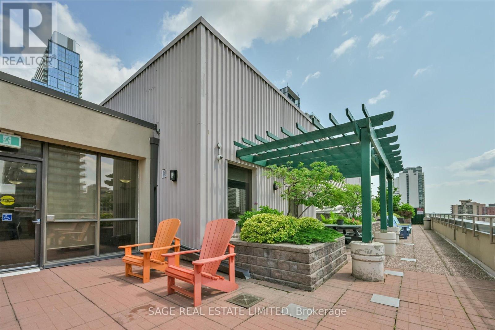 Rooftop 1 - 413 - 555 Yonge Street, Toronto, ON - Outdoor With Deck Patio Veranda