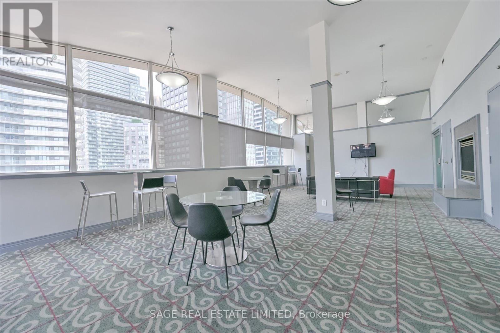 Party Room - 413 - 555 Yonge Street, Toronto, ON - Indoor