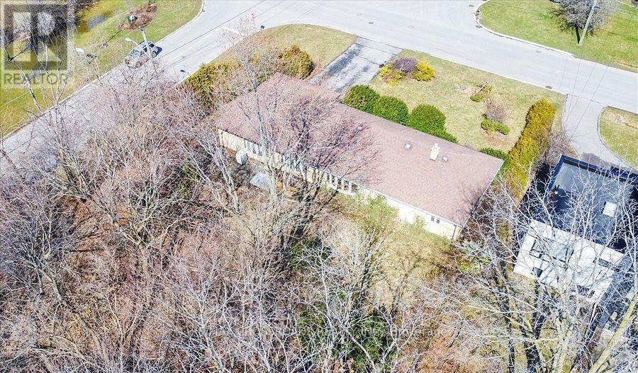 5 Balcarra Avenue, Toronto, ON - Outdoor With View