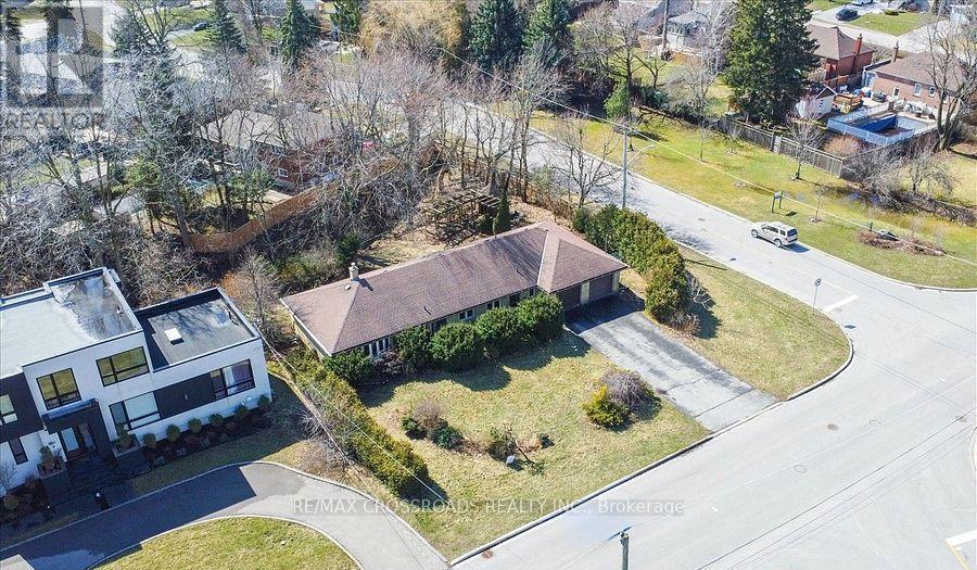 5 Balcarra Avenue, Toronto, ON - Outdoor With View