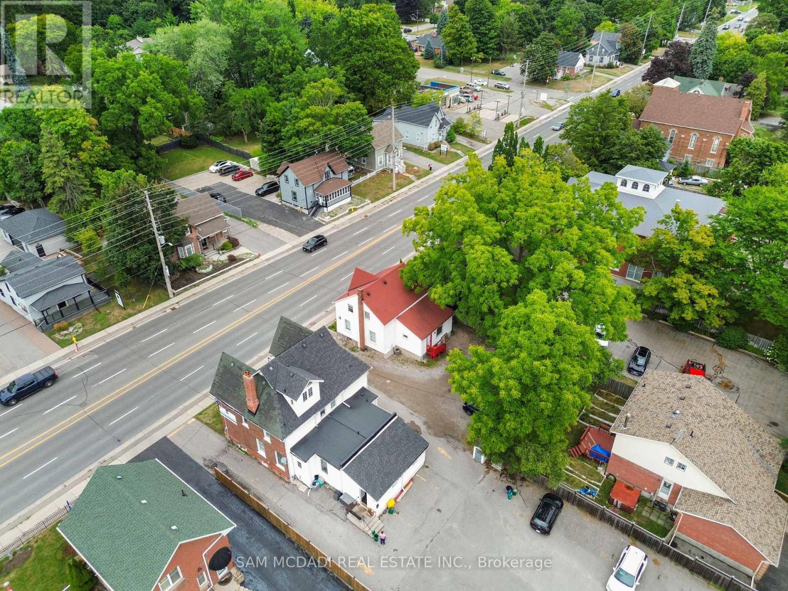 571 Kingston Road W, Ajax, ON