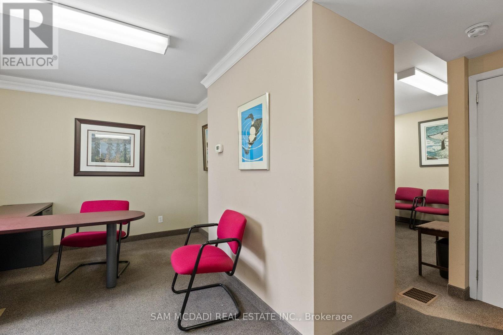 571 Kingston Road W, Ajax, ON