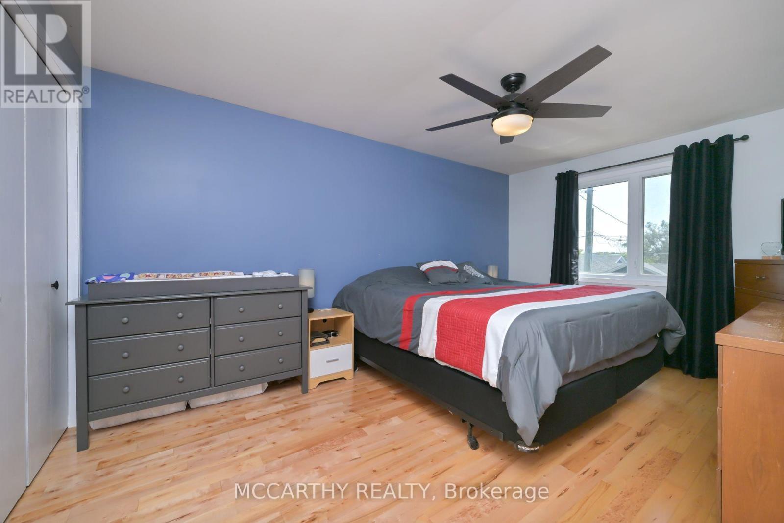 130 Franklyn Street, Shelburne, ON - Indoor Photo Showing Bedroom
