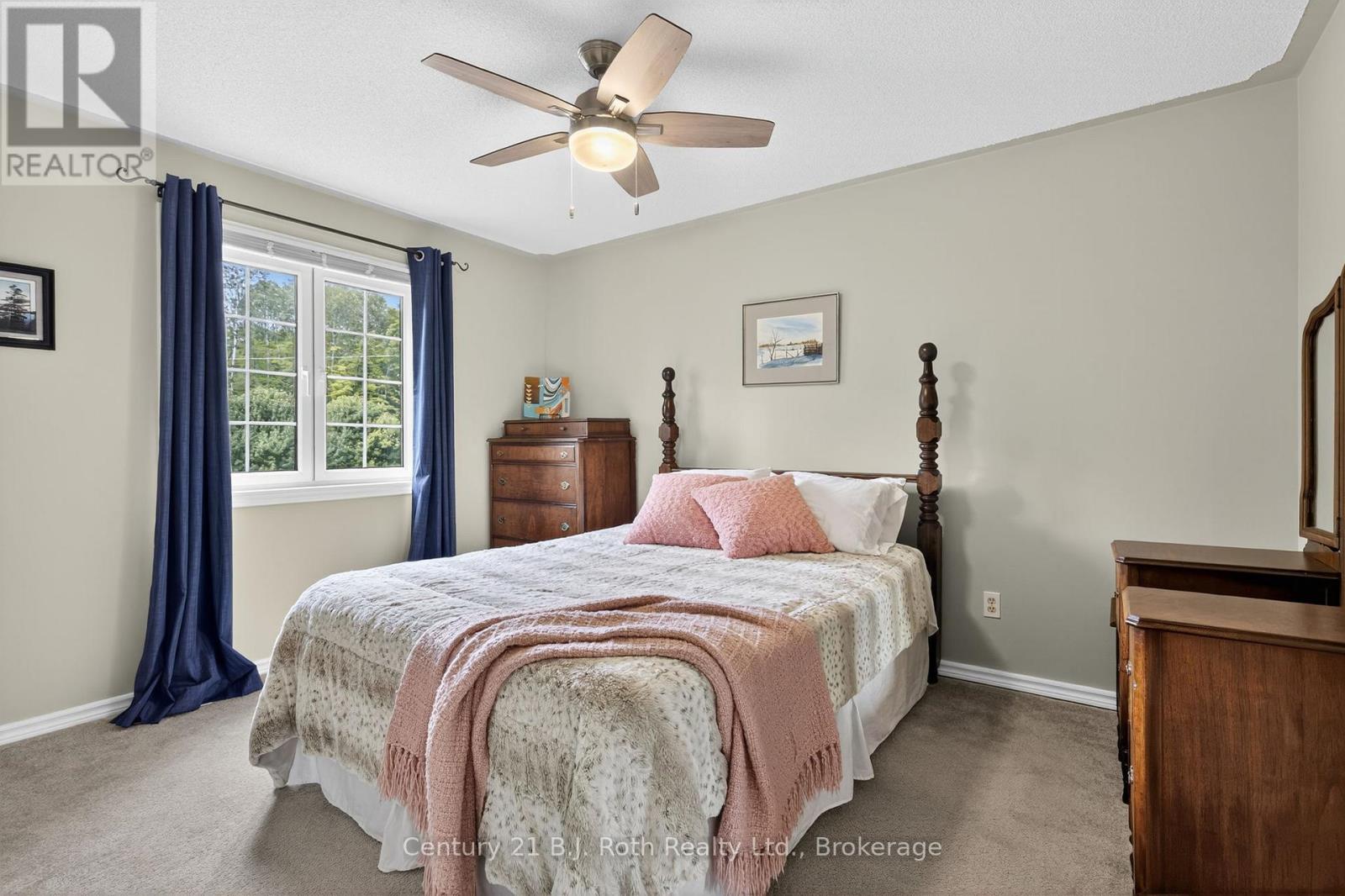 83 Wozniak Road, Penetanguishene, ON - Indoor Photo Showing Bedroom
