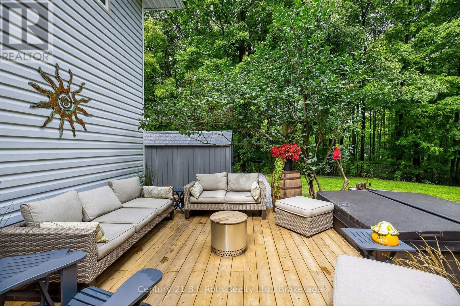 83 Wozniak Road, Penetanguishene, ON - Outdoor With Deck Patio Veranda