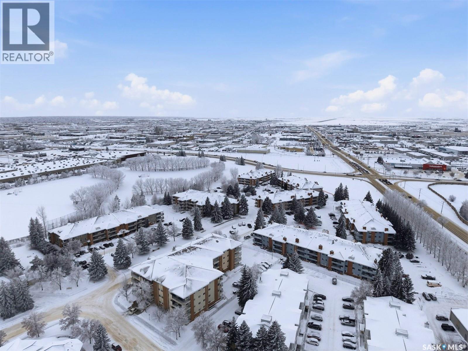 209 301 Cree Crescent, Saskatoon, SK - Outdoor With View