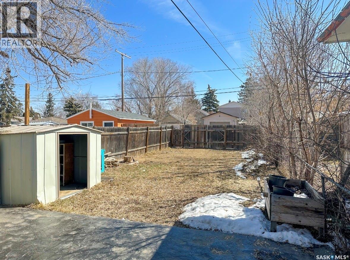 1917 Wallace Street, Regina, SK - Outdoor