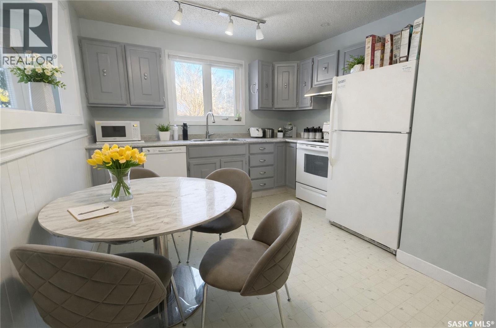 1606 Bradwell Avenue, Saskatoon, SK - Indoor