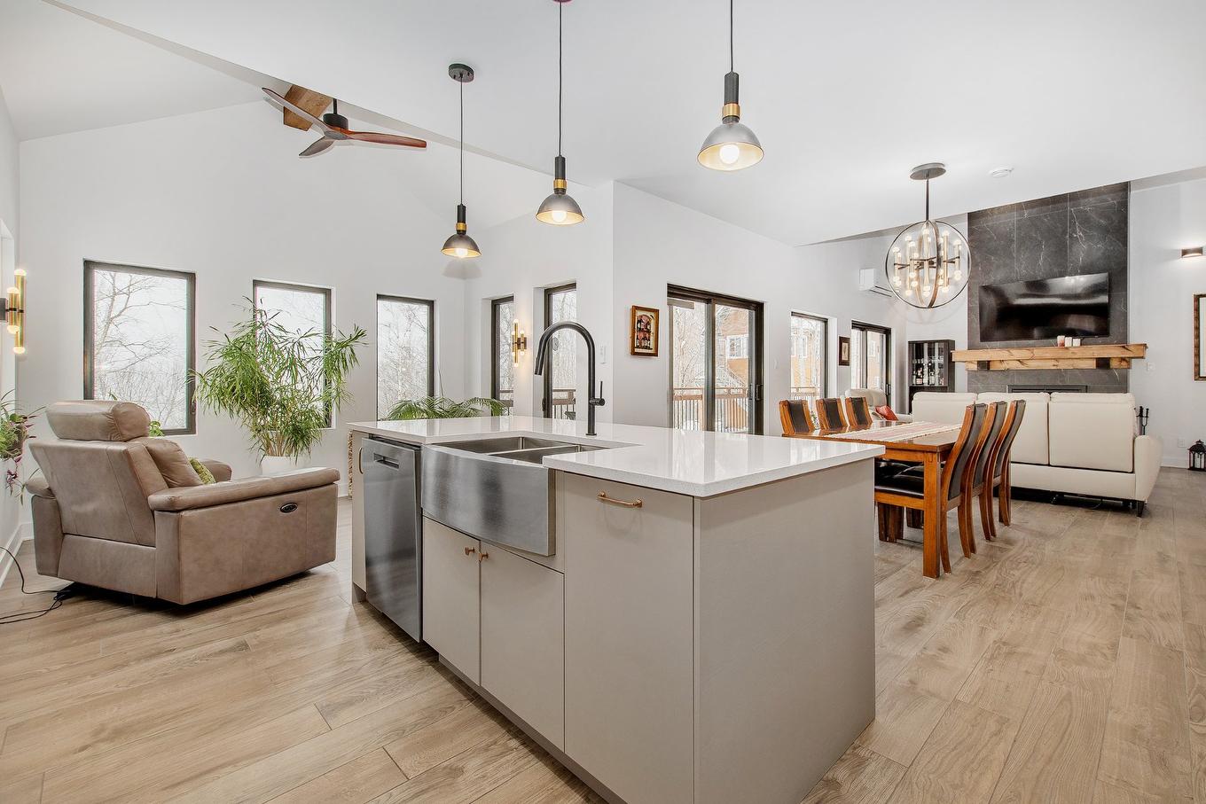 Overall view - 929 Rue De Château-D'Aix, Val-David, QC - Indoor Photo Showing Kitchen With Double Sink With Upgraded Kitchen