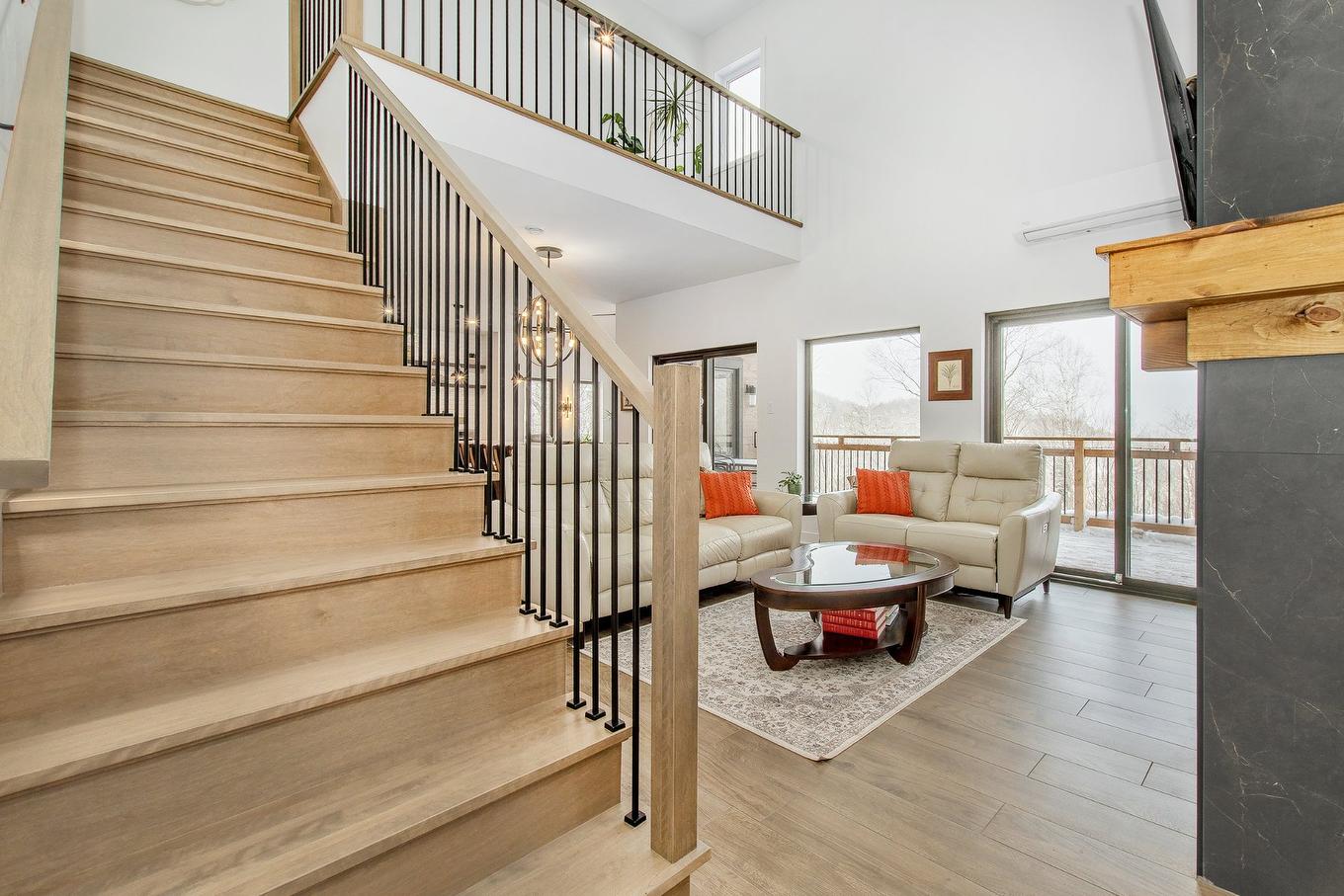 Staircase - 929 Rue De Château-D'Aix, Val-David, QC - Indoor Photo Showing Other Room
